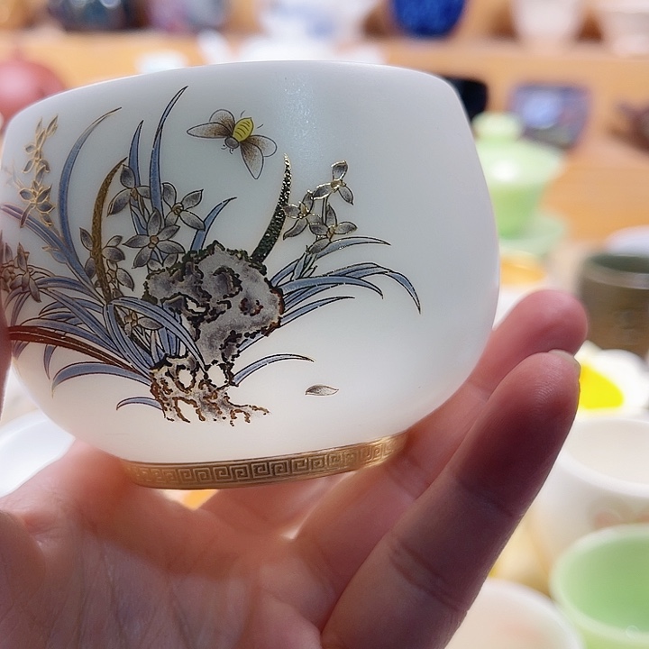 主人主人把它赫哲人和责怪责怪