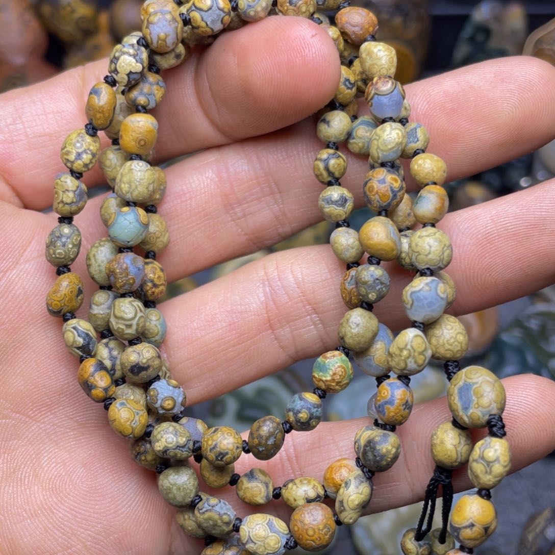 用****0石头石头