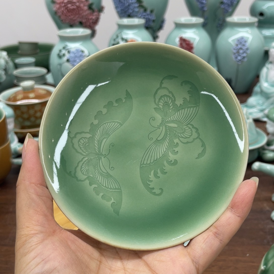 微瑕特价青瓷11.5厘米