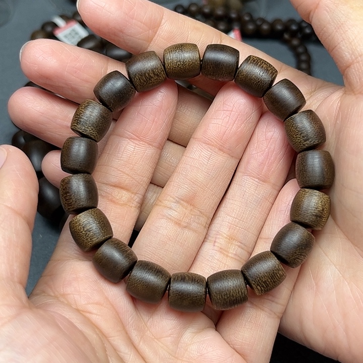 沉香碎屑沉香白棋玉化1.0