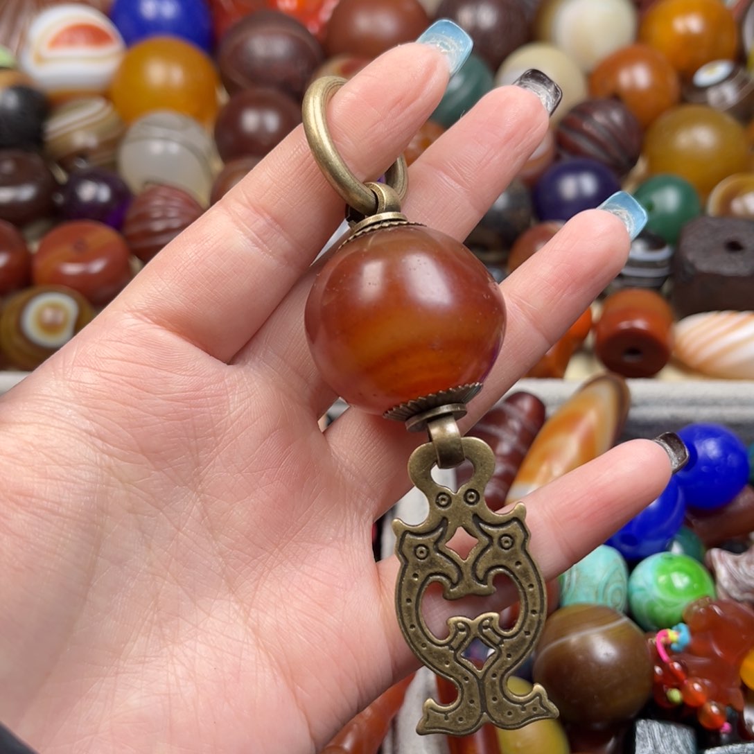 玛瑙/玉髓颈饰未镶嵌