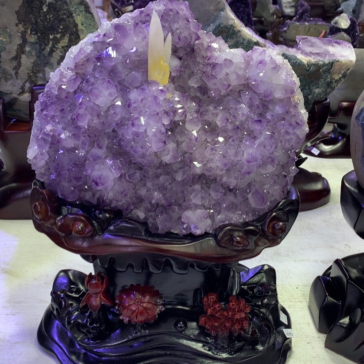 紫晶大型摆件（非配饰）未镶嵌