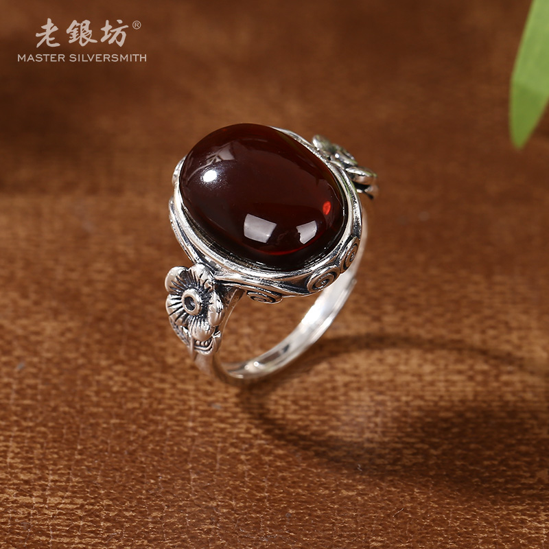 【老银坊】s925银血珀五瓣花花朵戒指 00311992