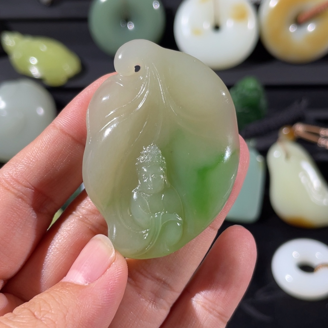 和田玉未镶嵌颈饰