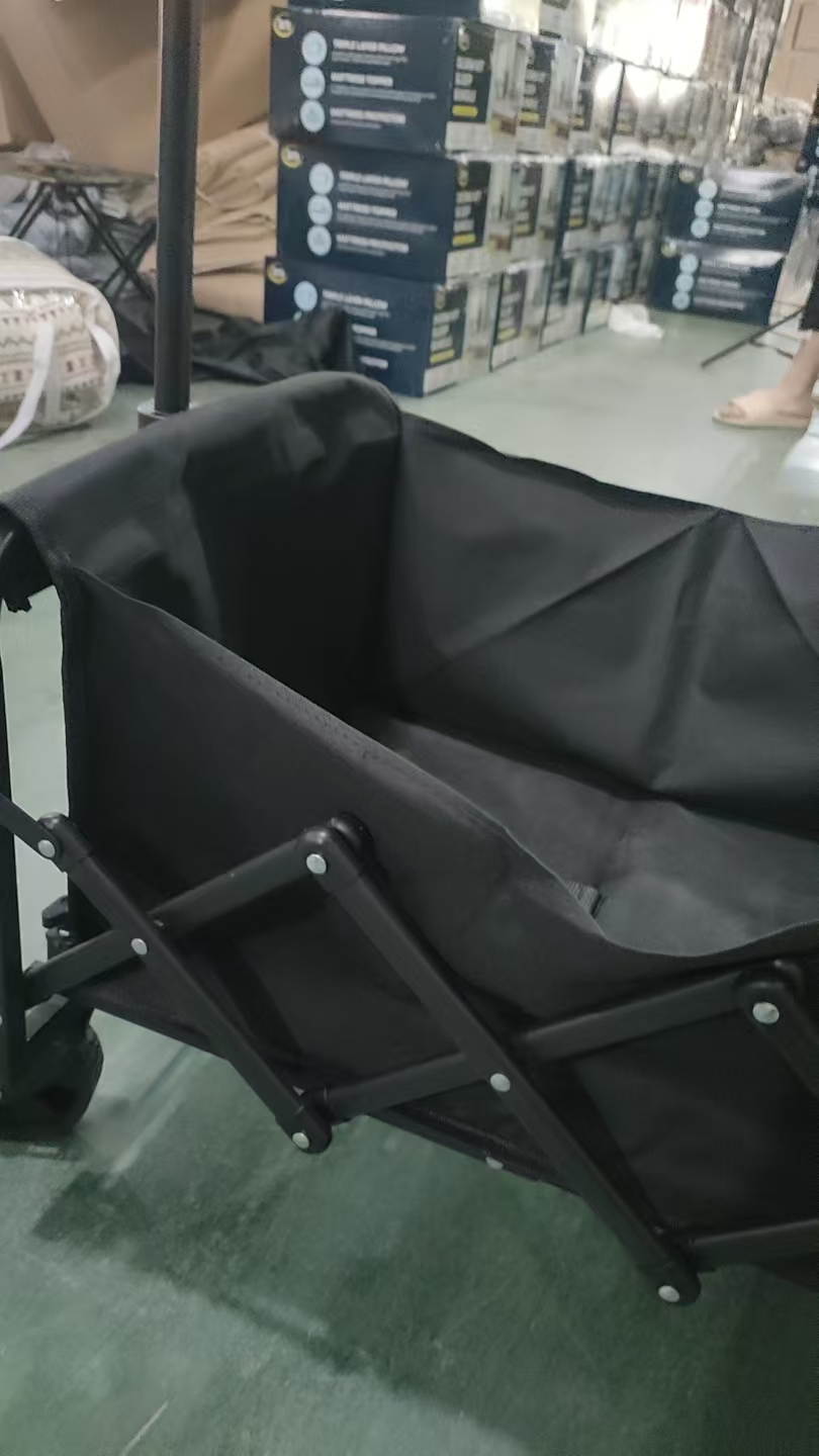  黑色露营车轮子拉杆需组装30*40*50