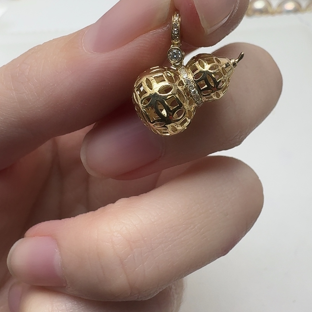 18K金镶嵌钻石颈饰成品