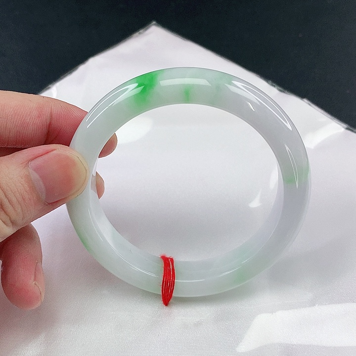 翡翠手镯未镶嵌圈57.5。8013。3