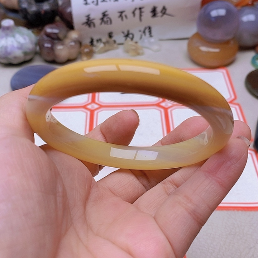 【闪购商品】未镶嵌玛瑙/玉髓珠宝半成品白****）