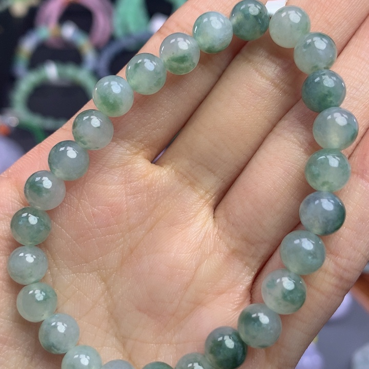 翡翠手链未镶嵌翡翠