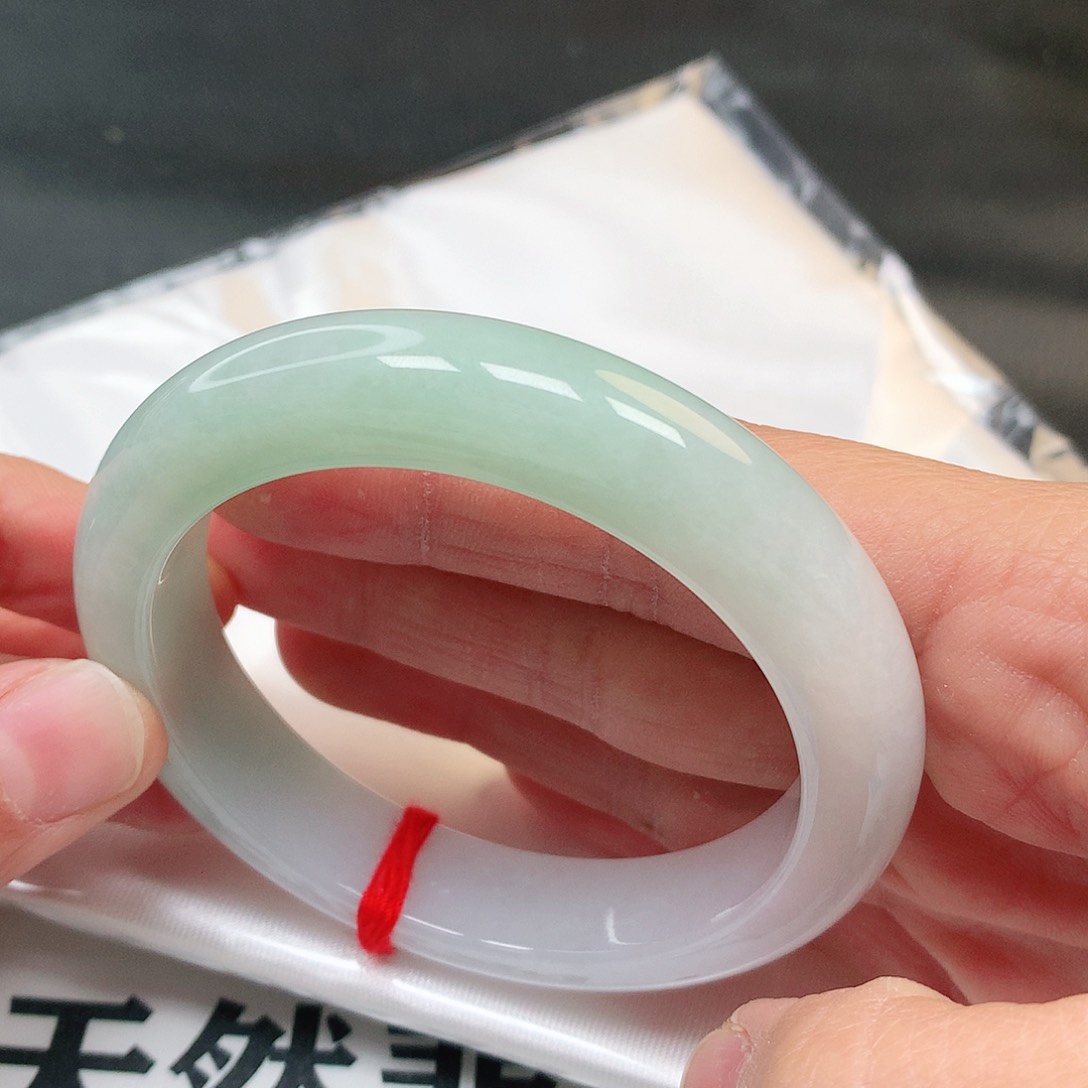 翡翠手镯未镶嵌26号