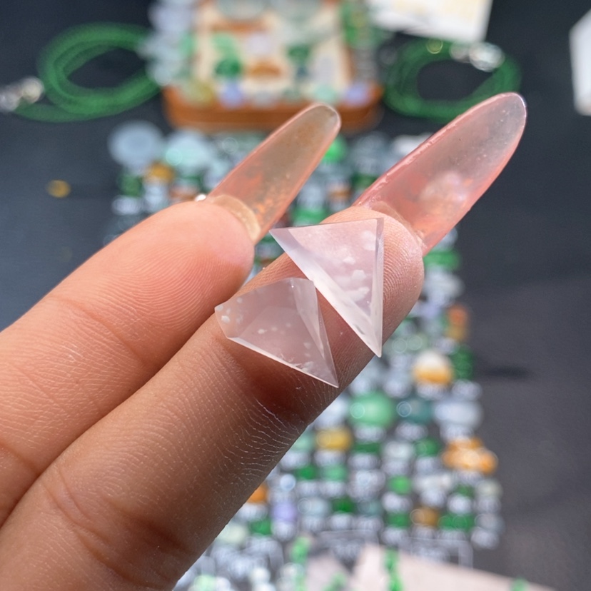 【闪购商品】翡翠挂件未镶嵌切割