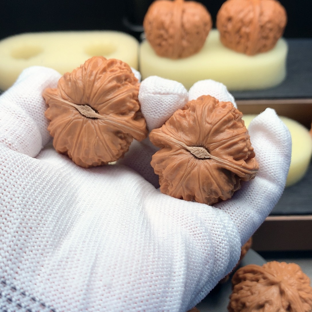 狂***狗吊坠文玩核桃1号白狮子39