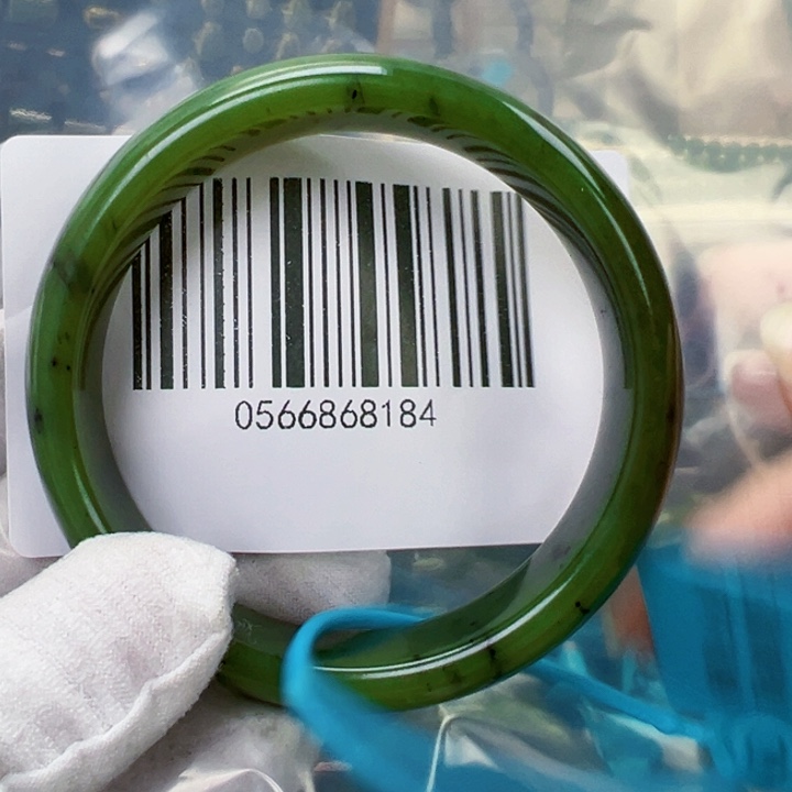 和田玉未镶嵌手镯58