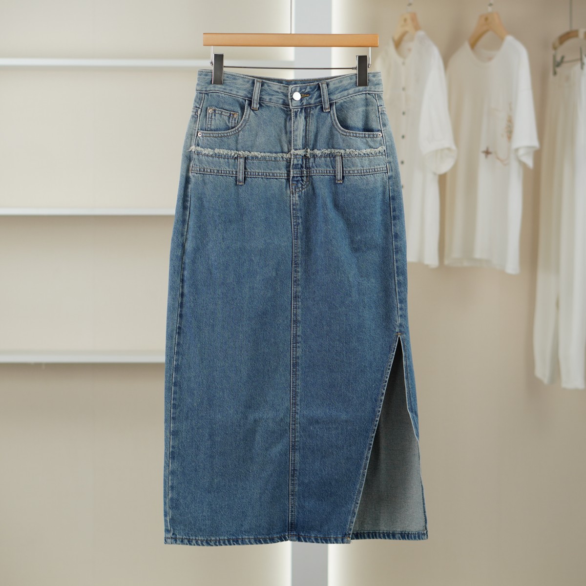 麦迪尚品【文M】51216104 简约侧开叉牛仔半裙春夏女装专柜撤柜