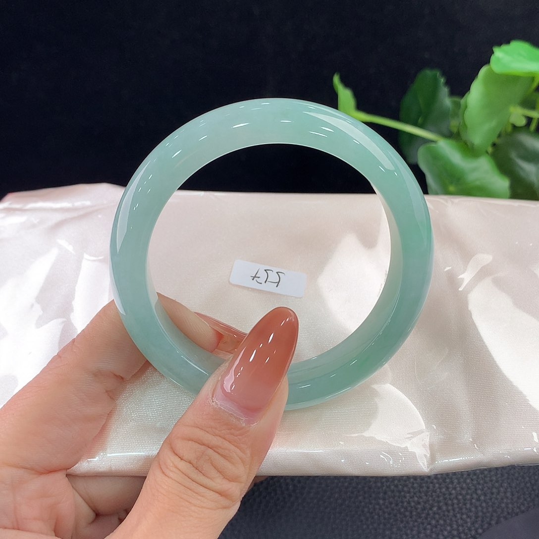 翡翠未镶嵌手镯正55.7