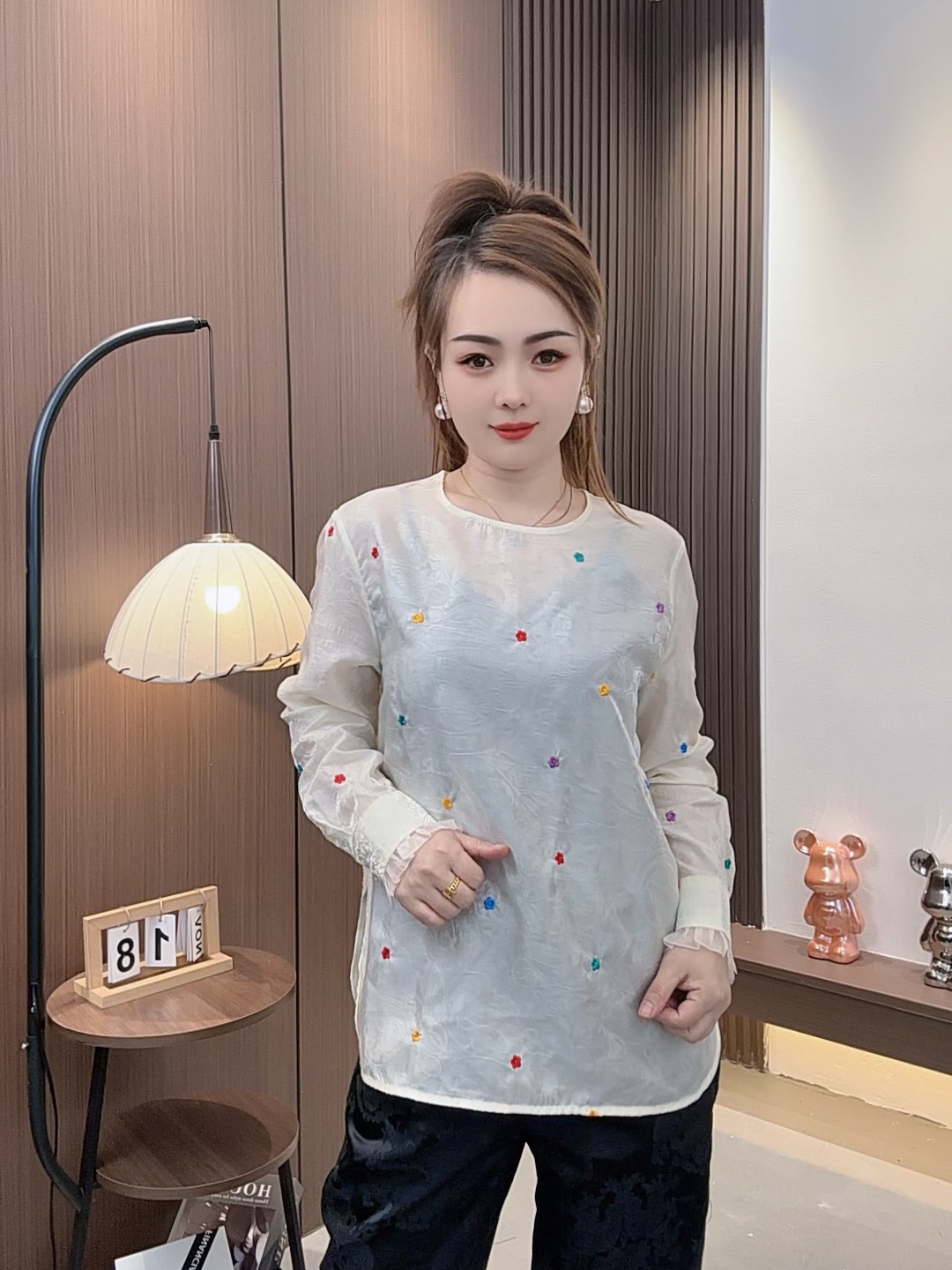 早秋长袖薄款国风百搭内搭常规上衣长袖圆领秋季女装提花宽松7478
