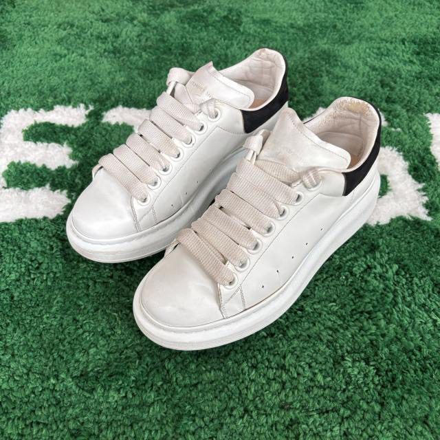 95新 Alexander McQueen/亚历山大·麦昆 经典黑尾 36码 休闲鞋