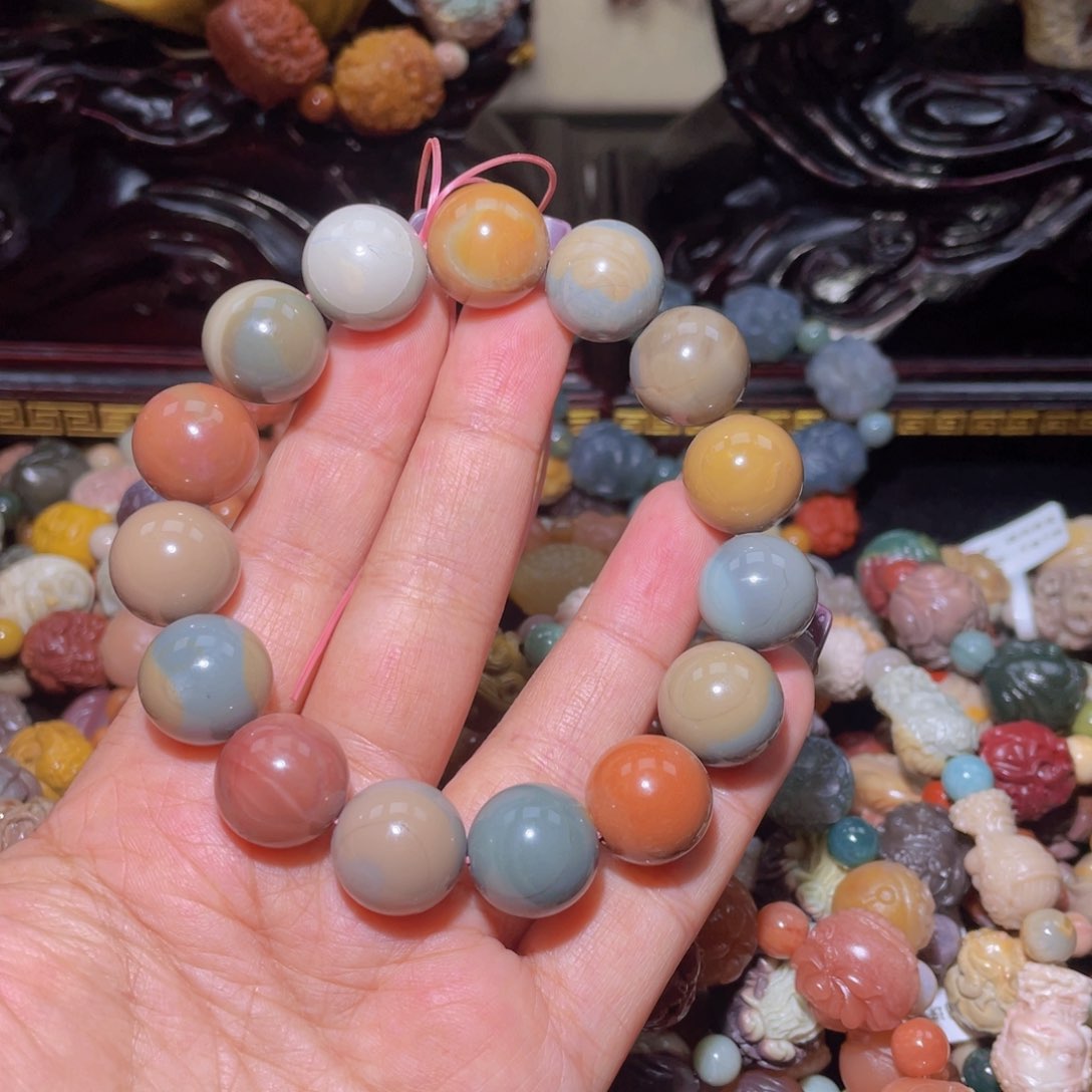 石英质玉手链未镶嵌