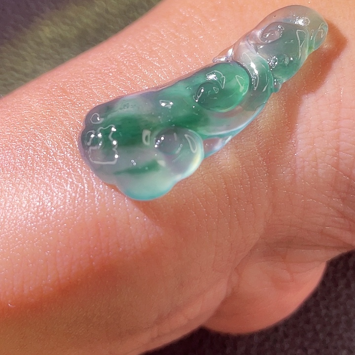 定制翡翠未镶嵌翡翠