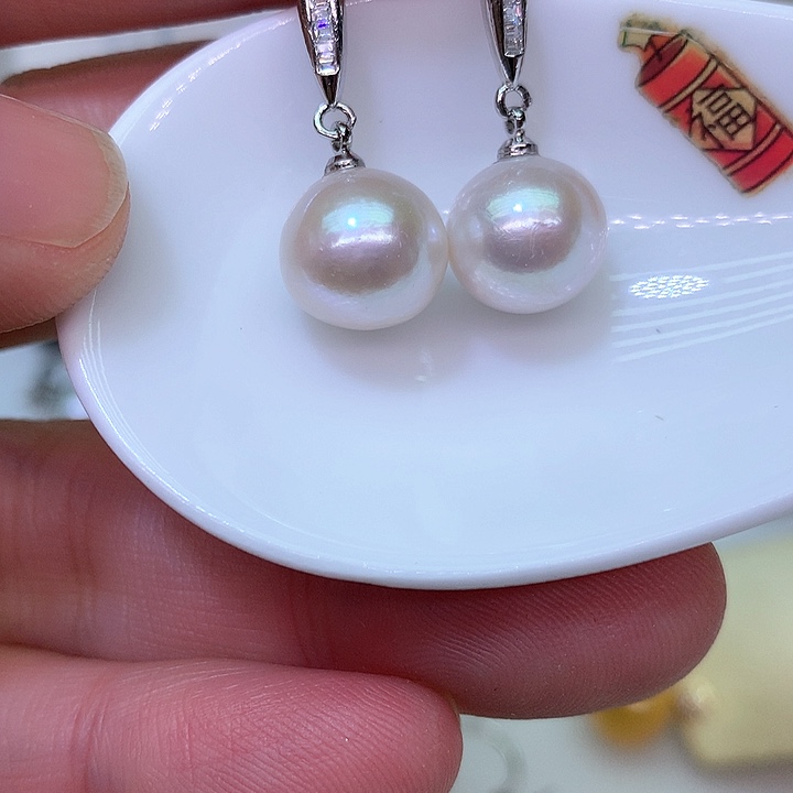 银S925镶嵌耳饰淡水珍珠