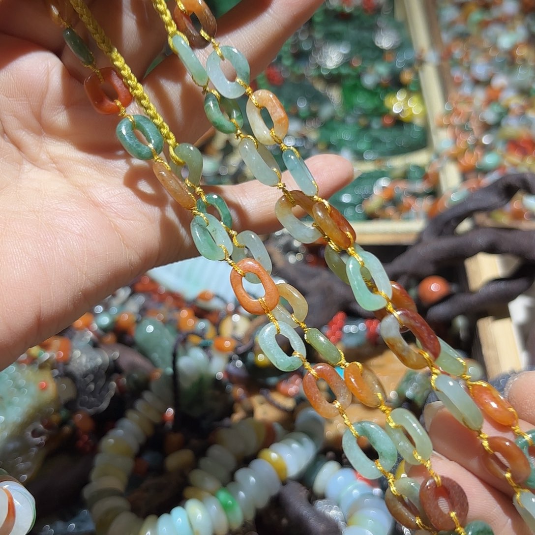 翡翠未镶嵌颈饰原创