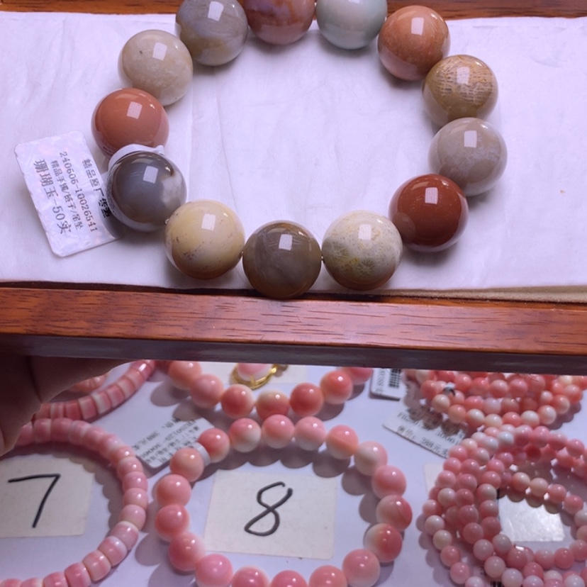 【闪购商品】查罗石颈饰合金福利16咪加编号002