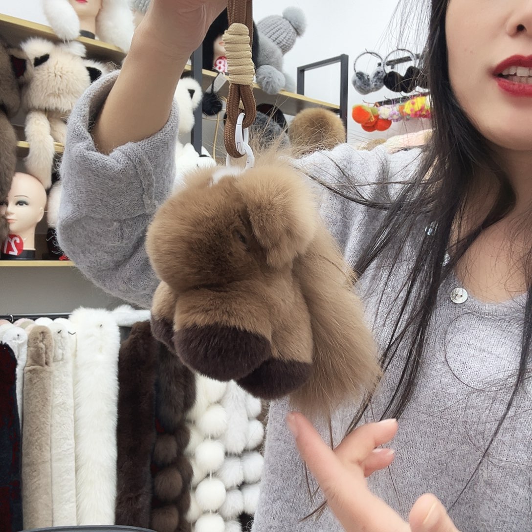 兔毛浅色马挂件兔毛