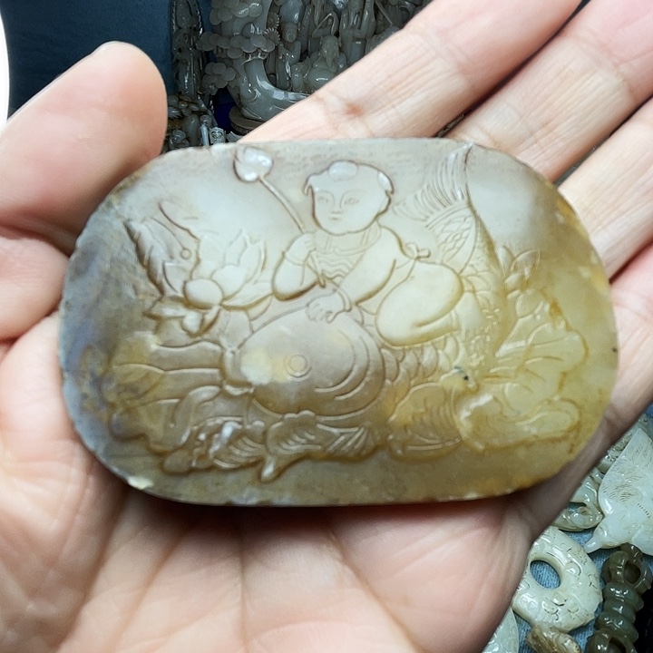 快***_和田玉（青白玉）未镶嵌颈饰