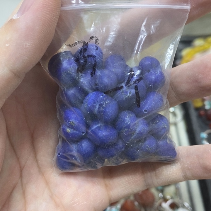 未镶嵌蜜蜡裸石多样性发货其一