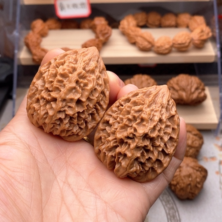 核桃把件招财鼠核桃