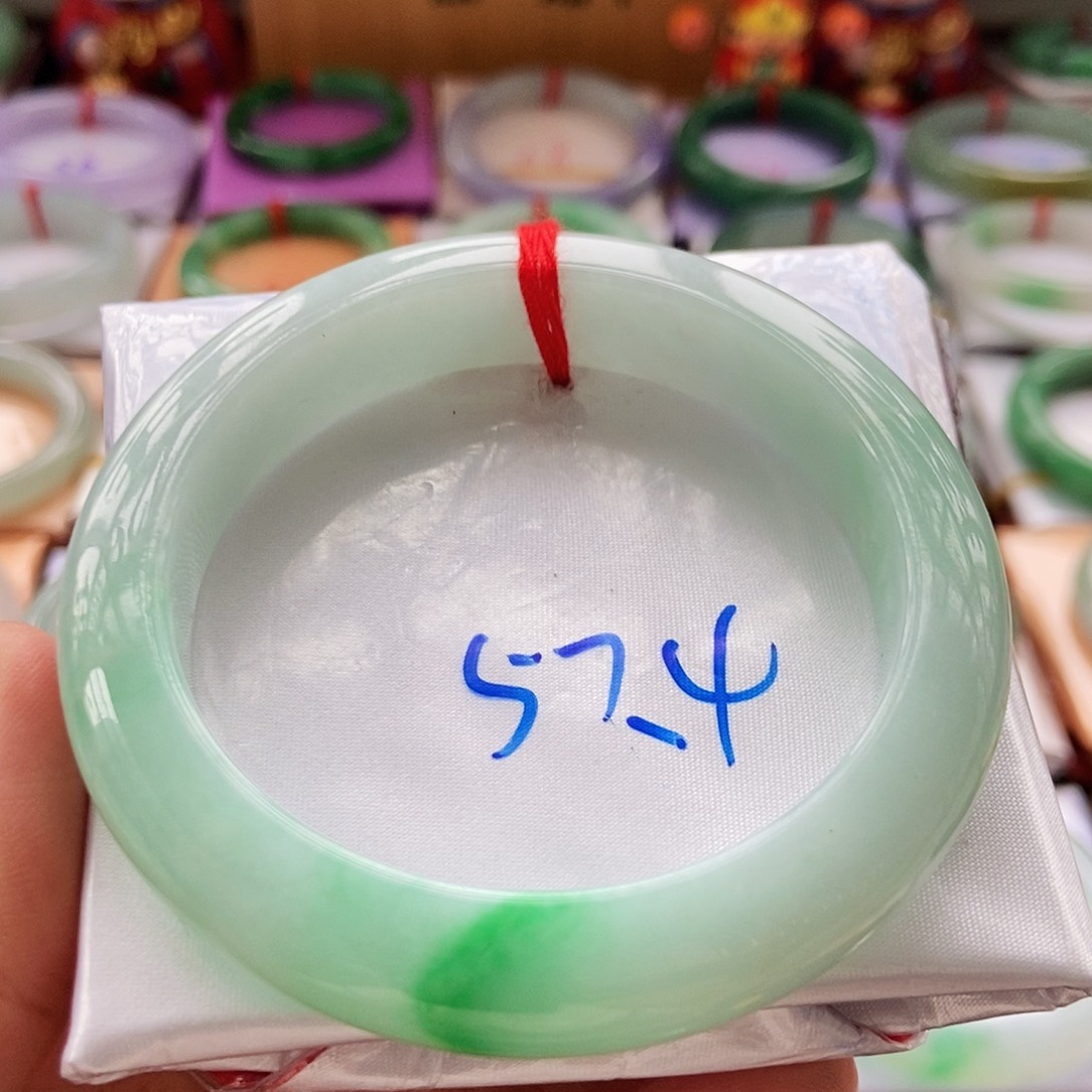 翡翠未镶嵌手镯5绿底阳绿5