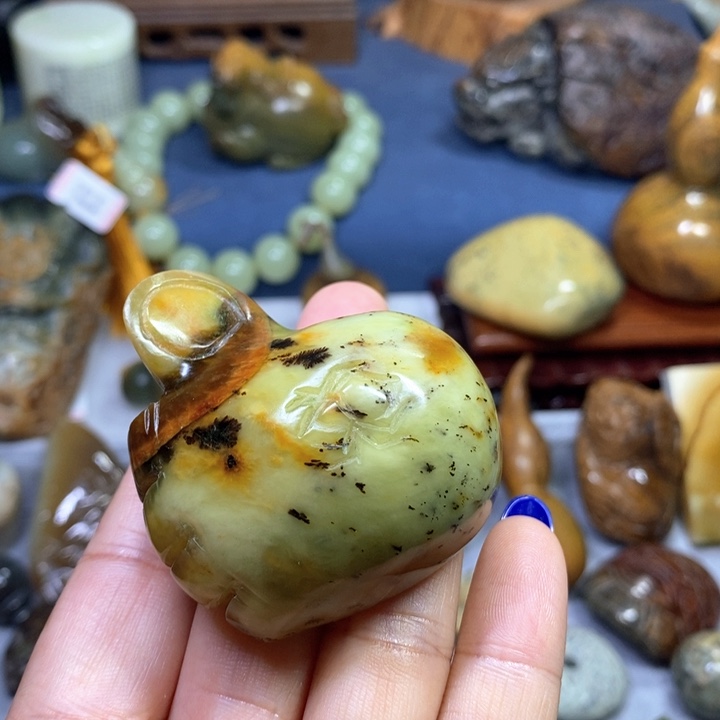 蛇纹石玉花玉特价未镶嵌