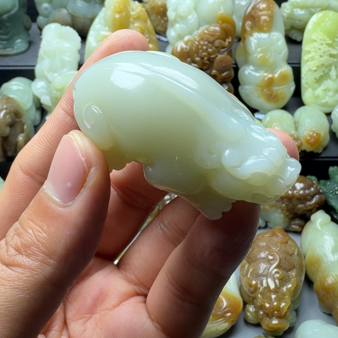 和田玉把件未镶嵌C***s