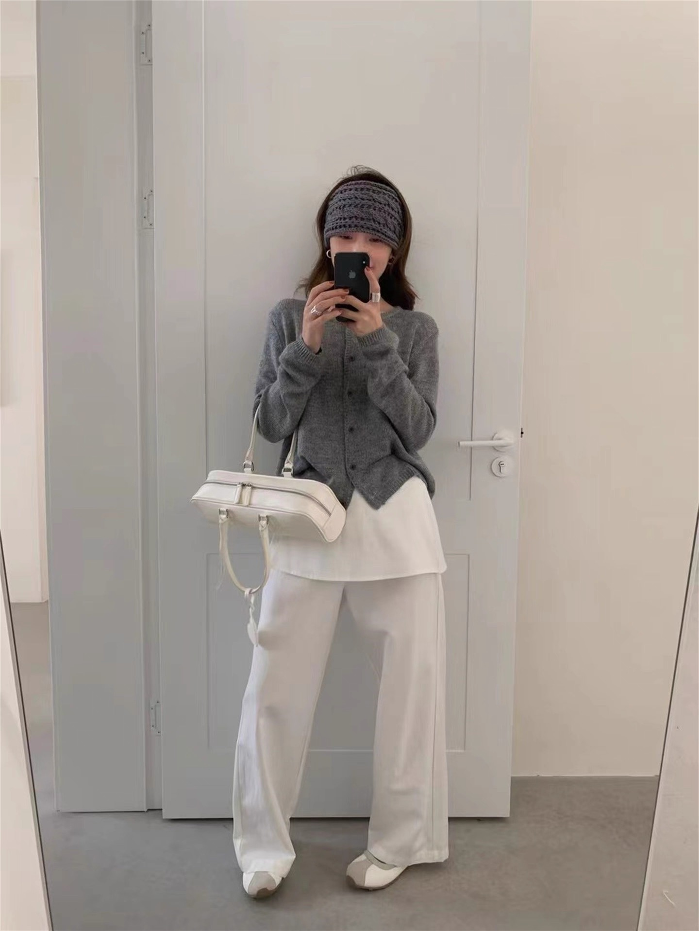 六粒扣长袖针织衫   咻咻X2C4654