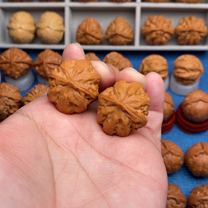 把件文玩核桃小霸王龙