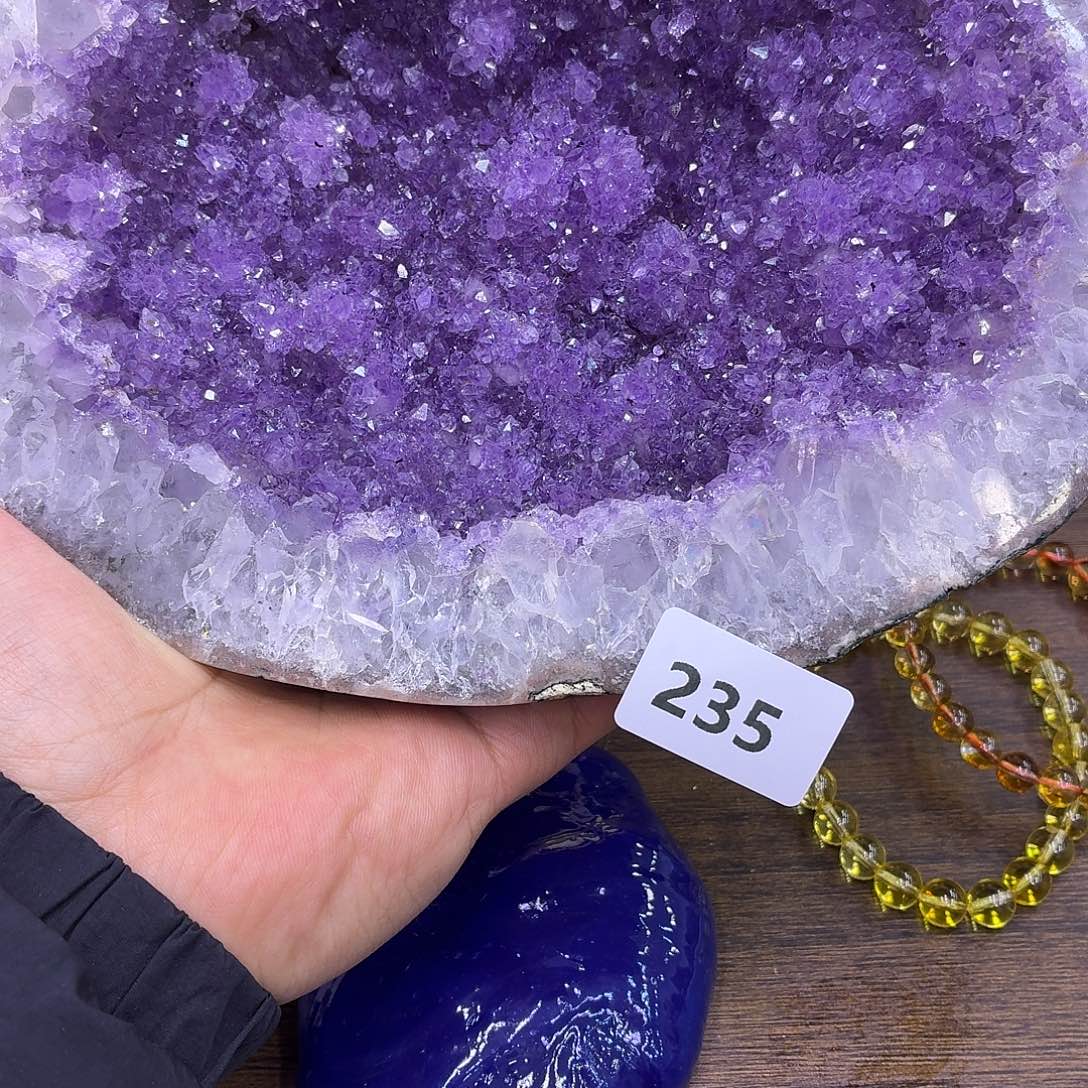 紫晶未镶嵌大型摆件（非配饰）
