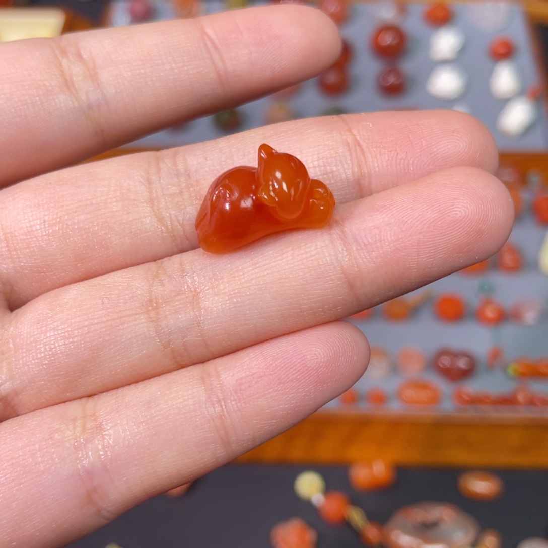 南红玛瑙未镶嵌趴趴猫