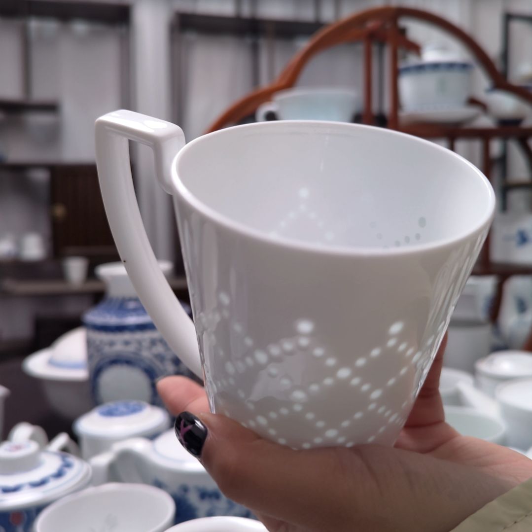 陶瓷星耀马克杯一个