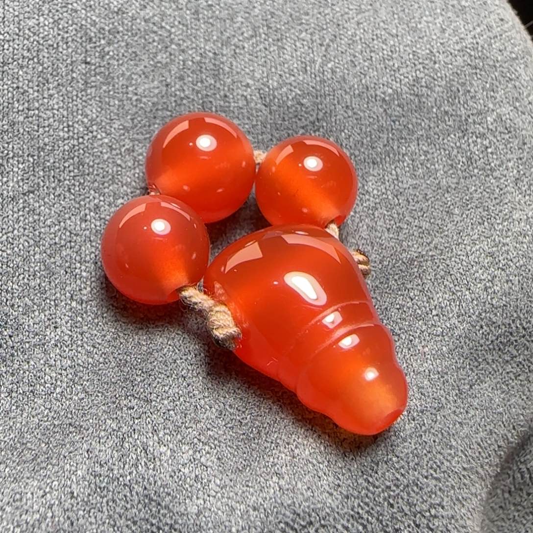南红玛瑙冰红配饰套装未镶嵌