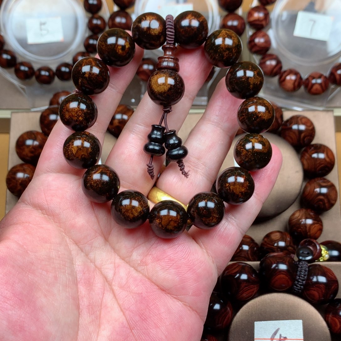 黄花梨/降香黄檀1.5黑金瘤疤太阳花