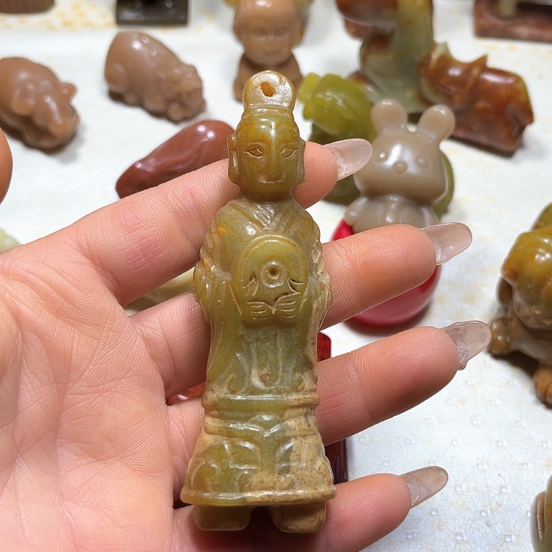 白玉菩提吊坠白玉菩提吊坠