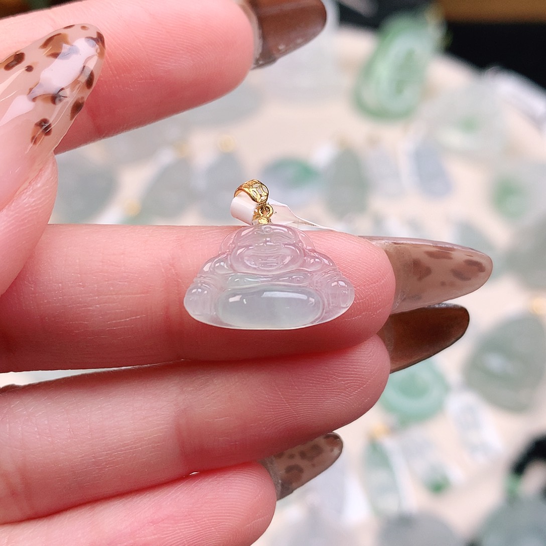 翡翠颈饰18K金镶嵌飘绿小佛16、10.5、16.7、3.5