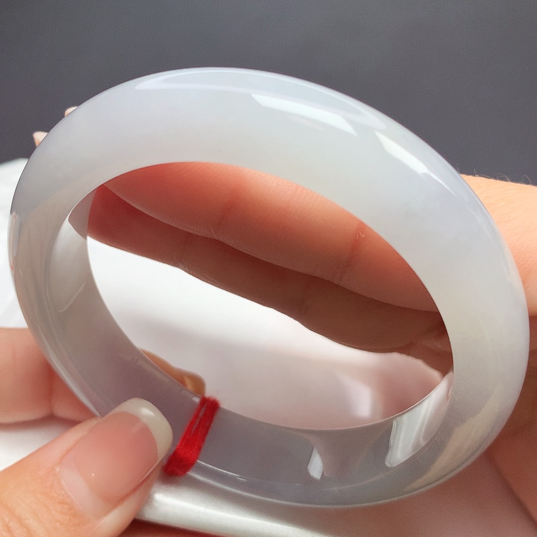 翡翠手镯未镶嵌11n n n n n n n m