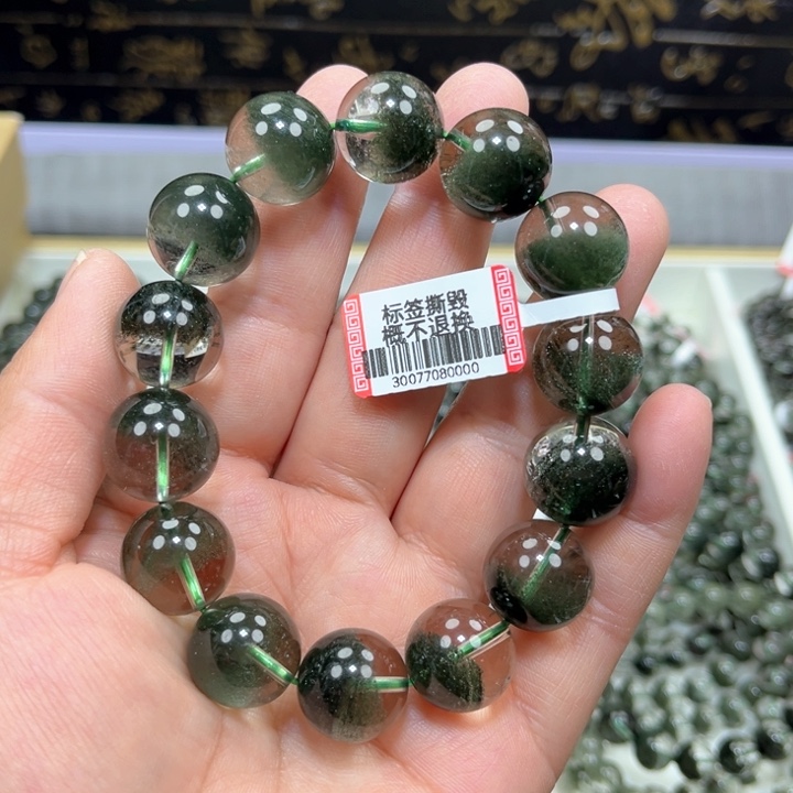 水晶绿幽灵手串未镶嵌