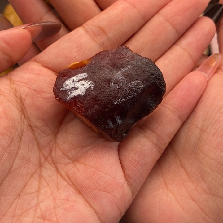 *****定制琥珀未镶嵌蜜蜡