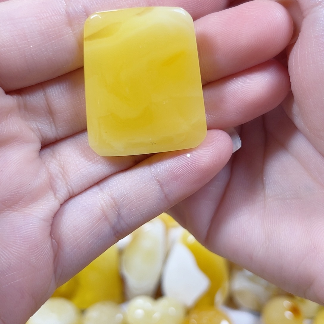 未镶嵌颈饰琥珀天然蜜蜡