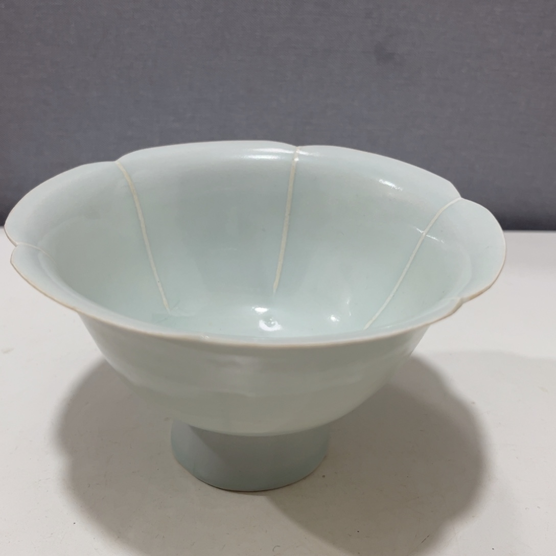 吉***康陶摆件湖田窑高足花口碗