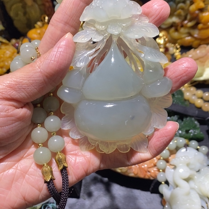 岫玉岫玉吊坠未镶嵌