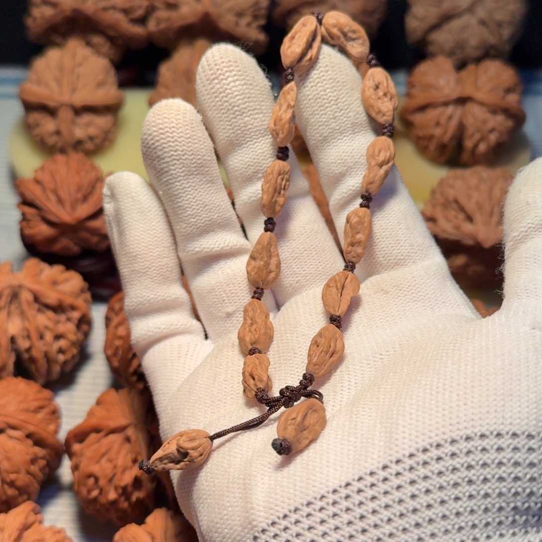 文玩核桃吊坠蛤蟆头金瓜子手串