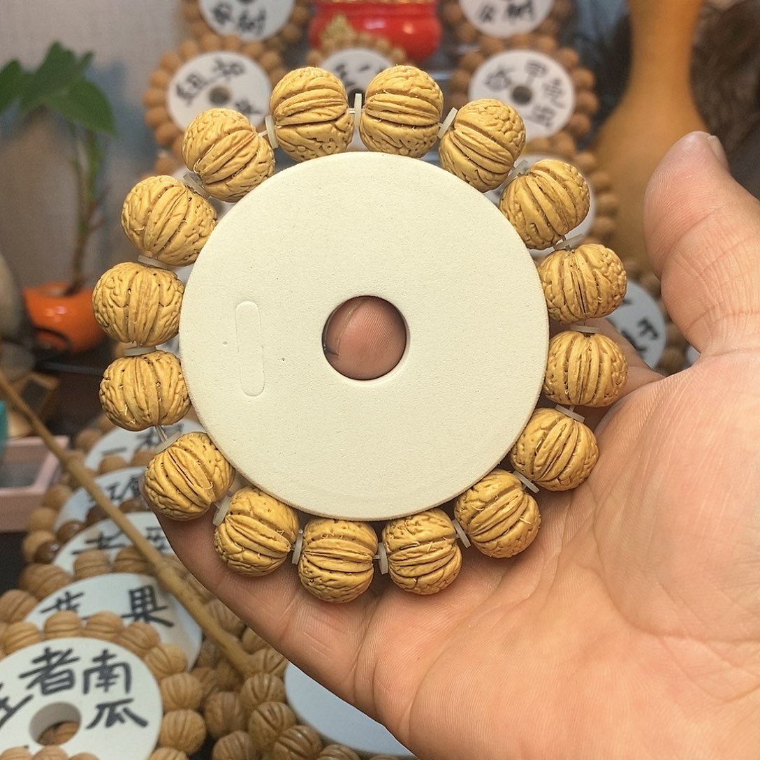 【闪购商品】超**我桃核手串南瓜手串